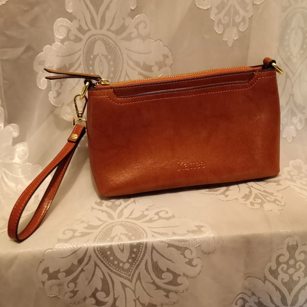 Kattee Brown Leather Clutch